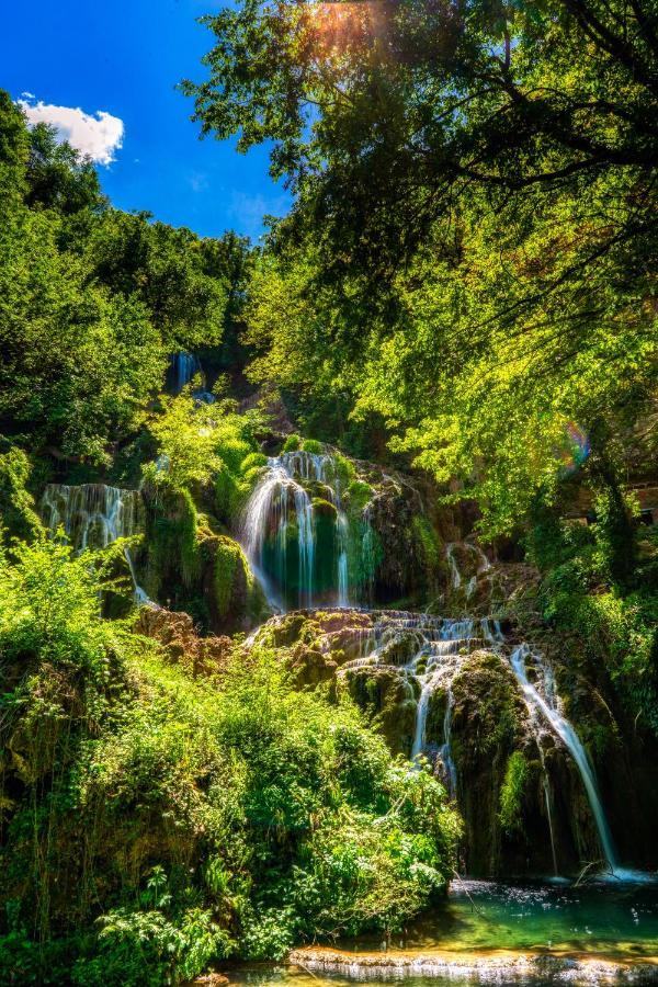 Крушун - Единствена На Метри От Водопадите, Krushun - The Only Stay Just Meters From The Waterfalls Krushuna Bagian luar foto