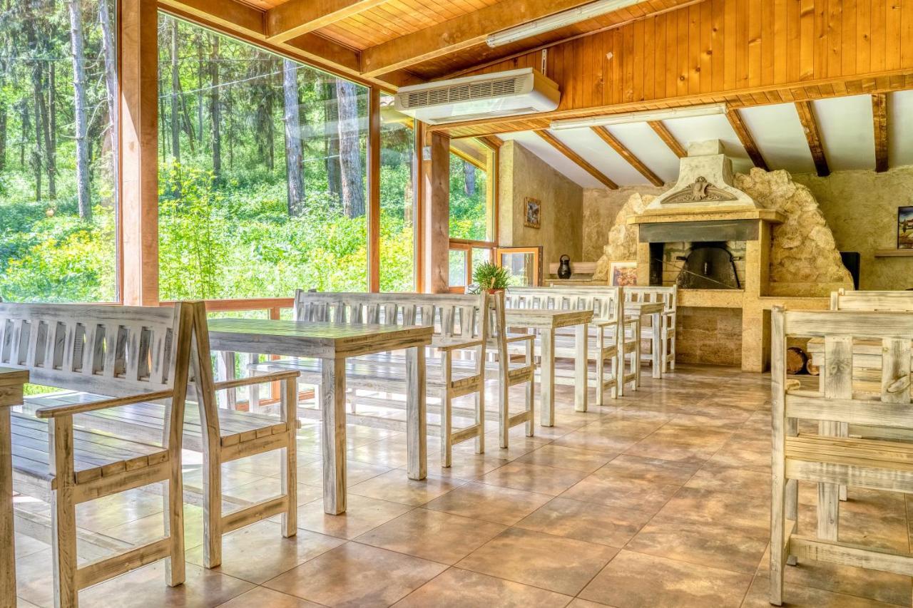 Крушун - Единствена На Метри От Водопадите, Krushun - The Only Stay Just Meters From The Waterfalls Krushuna Bagian luar foto