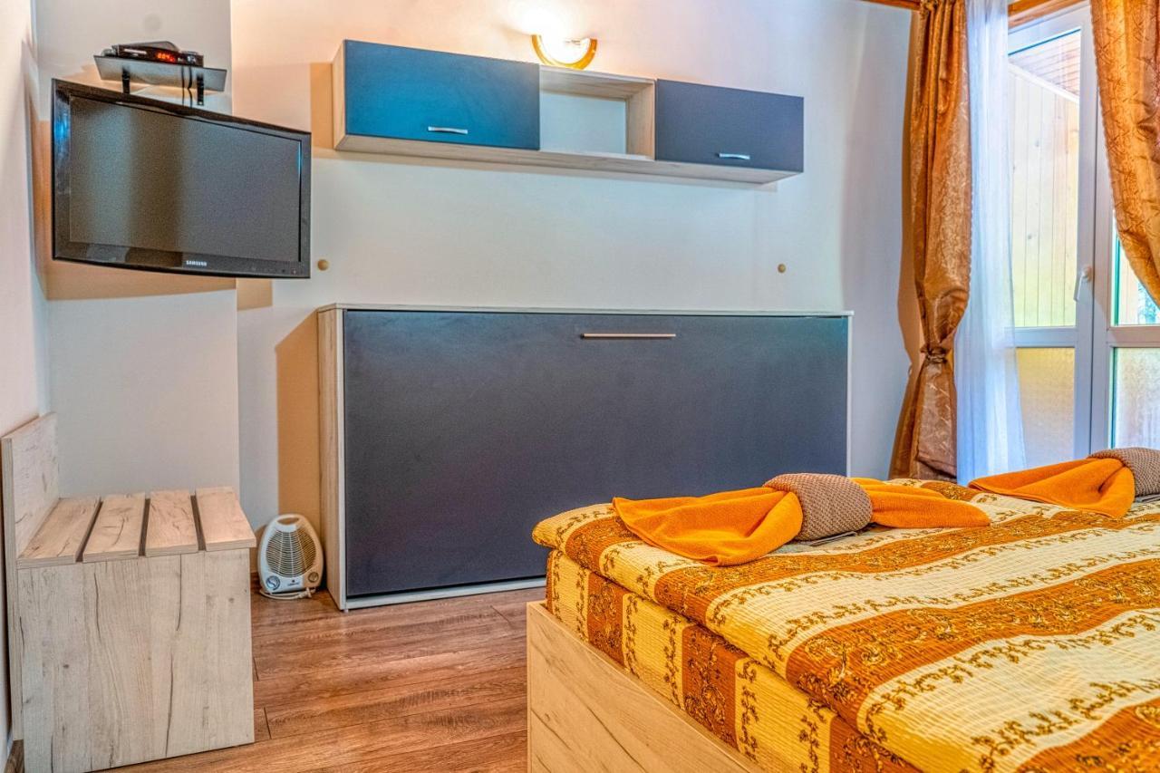 Крушун - Единствена На Метри От Водопадите, Krushun - The Only Stay Just Meters From The Waterfalls Krushuna Bagian luar foto