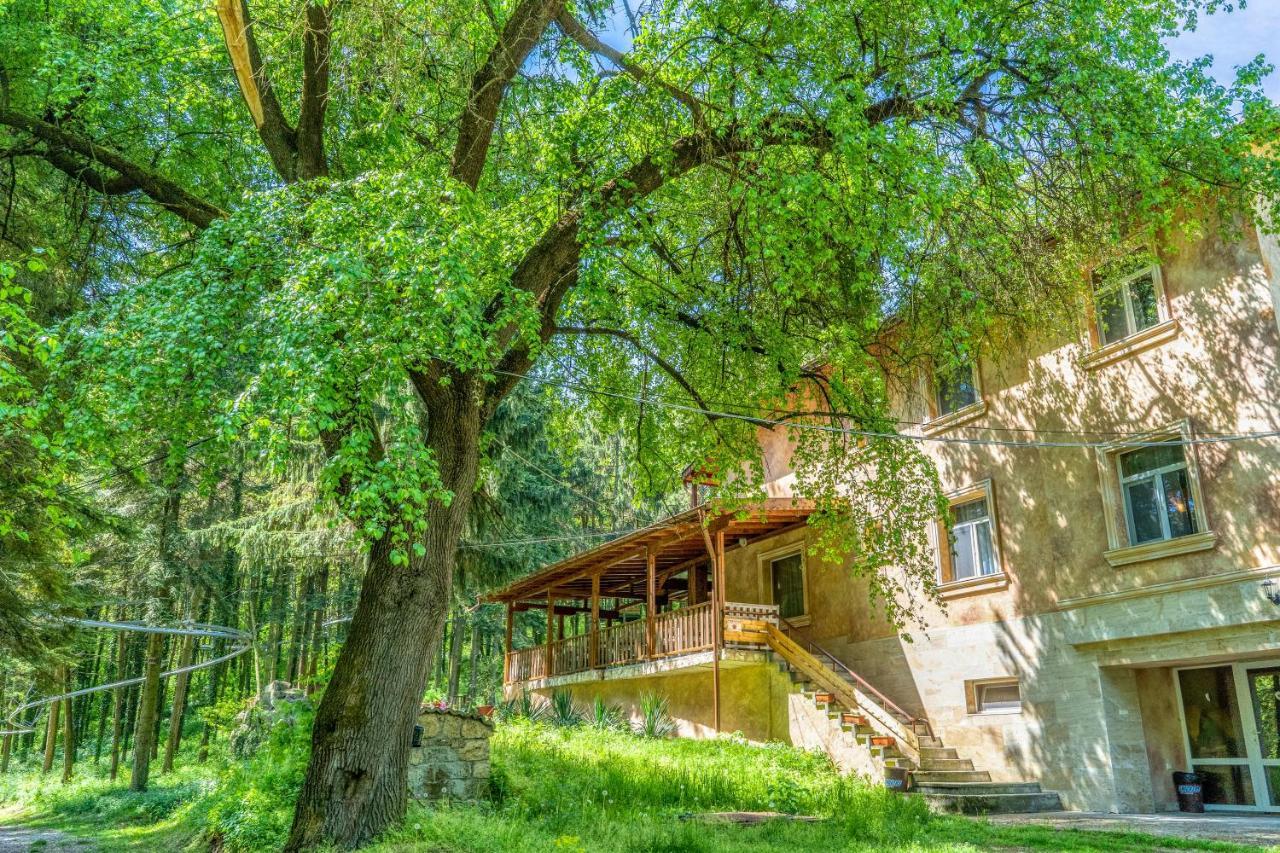 Крушун - Единствена На Метри От Водопадите, Krushun - The Only Stay Just Meters From The Waterfalls Krushuna Bagian luar foto